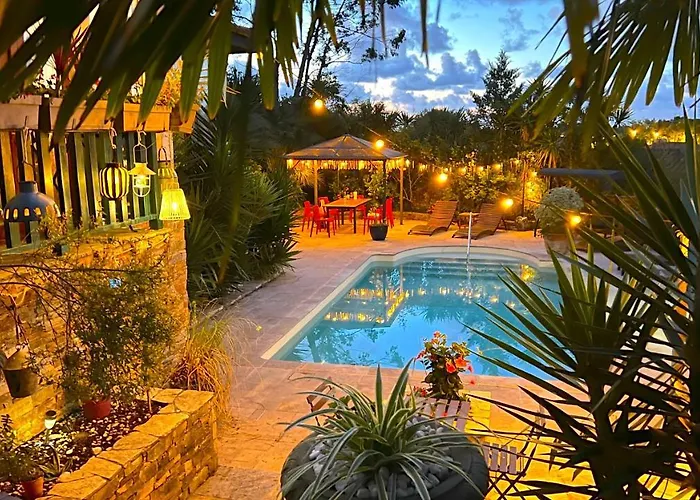 Art-Villa Merkel - 28 Pers - 11 Chambr - 10 Wc - Piscine Anglet